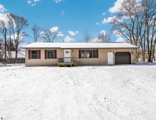 4469 S Curry Drive, Traverse City, MI 49865