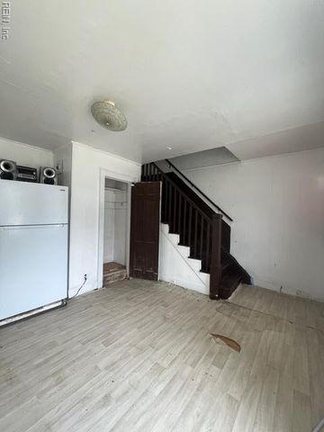 73 Decatur ST, Portsmouth, VA 23702