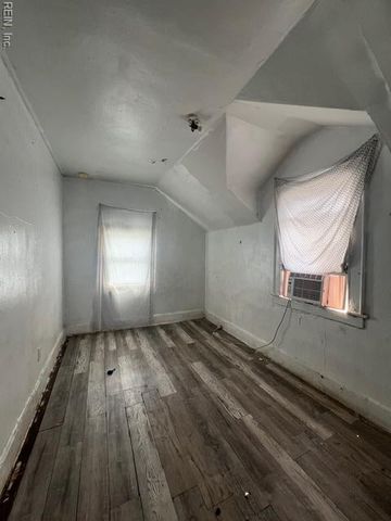 73 Decatur ST, Portsmouth, VA 23702