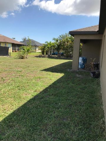 2709 SW 18th Ave, Cape Coral, FL 33914