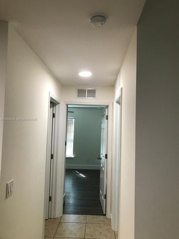 2709 SW 18th Ave, Cape Coral, FL 33914