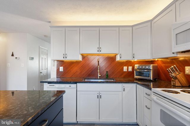 101 BONAIR ST, Fredericksburg, VA 22405