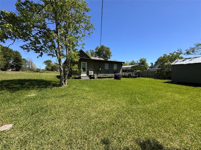 274 Magnolia Drive, Onalaska, TX 77360