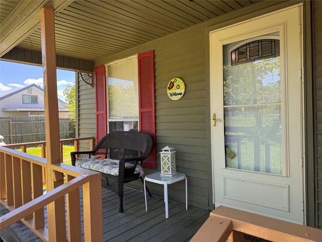 274 Magnolia Drive, Onalaska, TX 77360