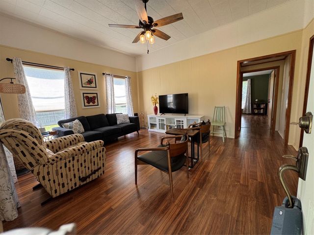 274 Magnolia Drive, Onalaska, TX 77360