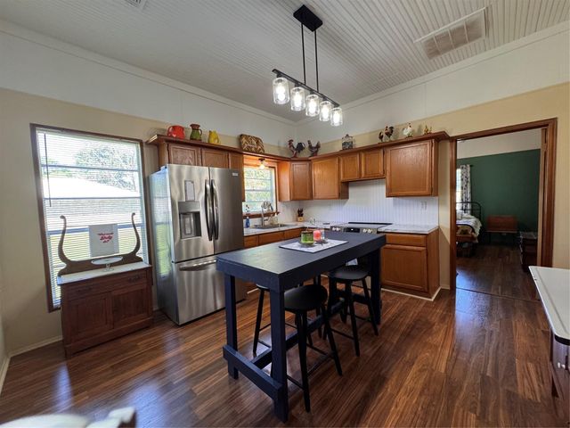 274 Magnolia Drive, Onalaska, TX 77360