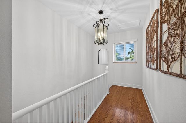 636 15TH AVENUE NE, St Petersburg, FL 33704