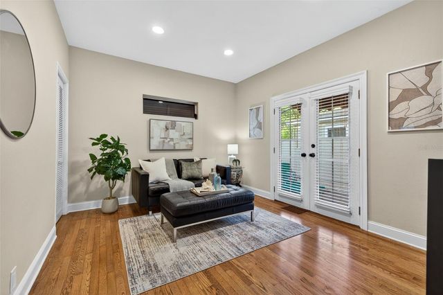 636 15TH AVENUE NE, St Petersburg, FL 33704