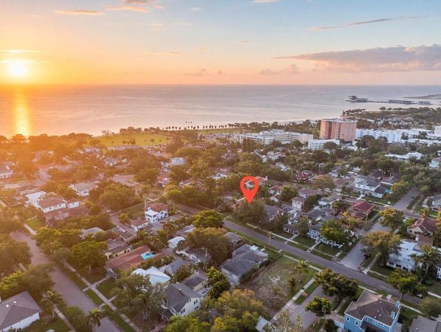636 15TH AVENUE NE, St Petersburg, FL 33704