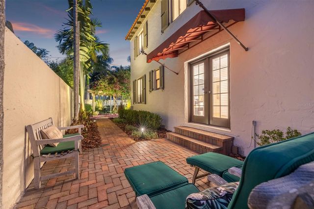 636 15TH AVENUE NE, St Petersburg, FL 33704