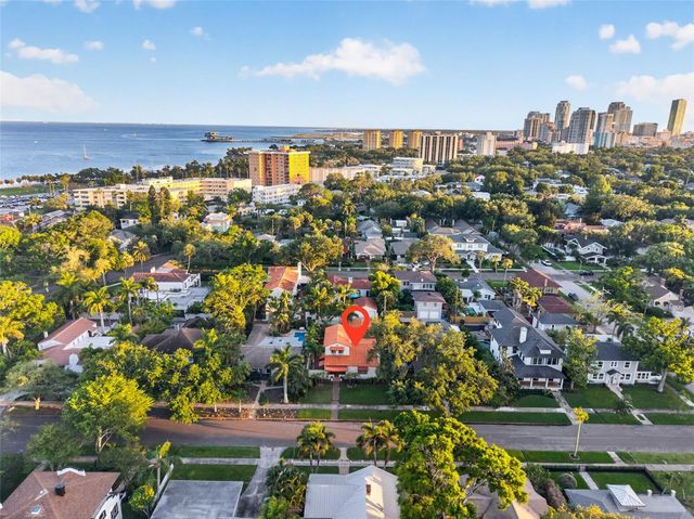 636 15TH AVENUE NE, St Petersburg, FL 33704