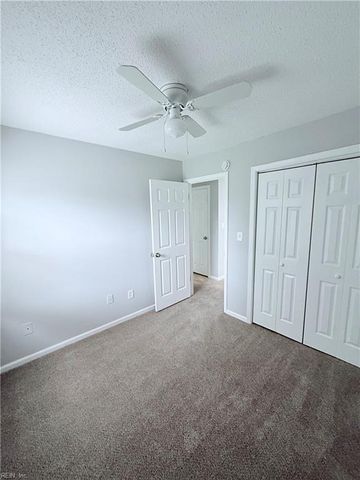5555 Lynbrook LNDG, Virginia Beach, VA 23462