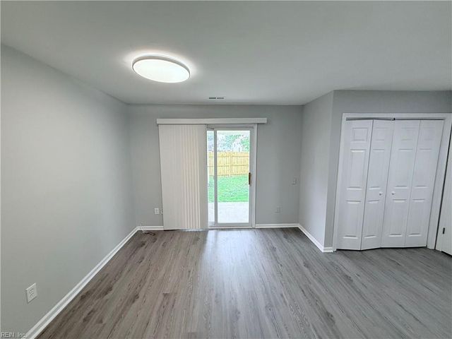 5555 Lynbrook LNDG, Virginia Beach, VA 23462
