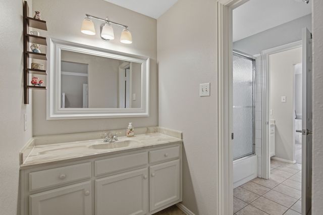 3145 Joyce Court, Grapevine, TX 76051