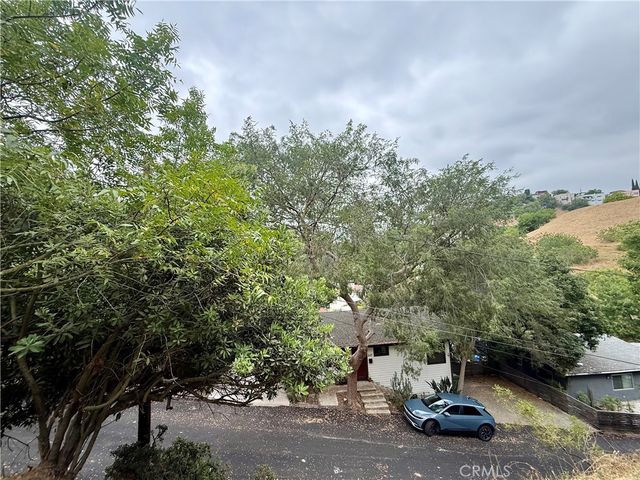 848 Ganymede Drive, Los Angeles, CA 90065