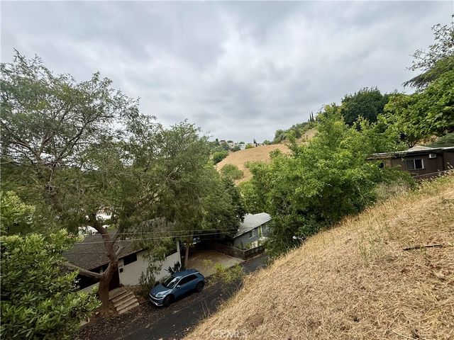 848 Ganymede Drive, Los Angeles, CA 90065