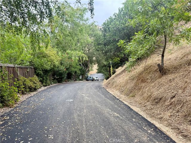 848 Ganymede Drive, Los Angeles, CA 90065