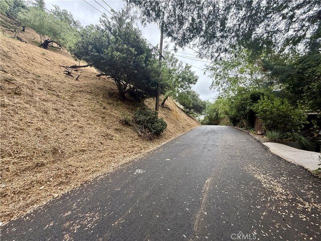 848 Ganymede Drive, Los Angeles, CA 90065