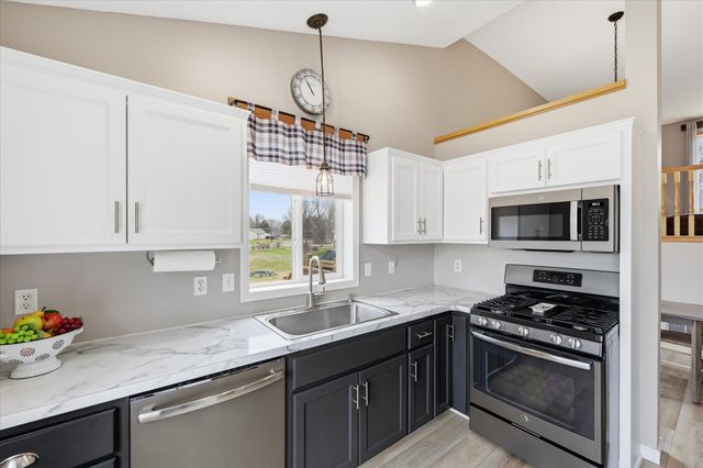 402 Birch Street SW, Isanti, MN 55040