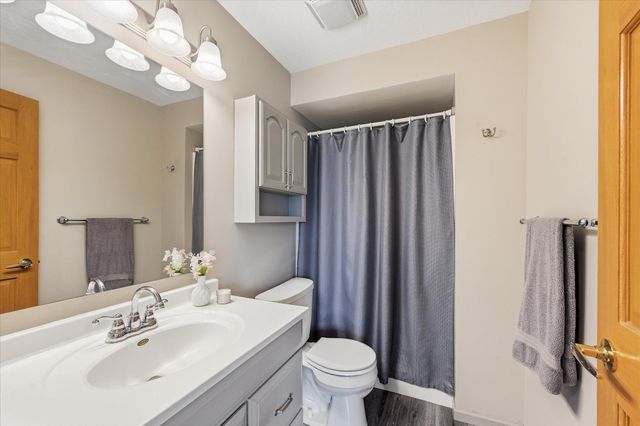 402 Birch Street SW, Isanti, MN 55040