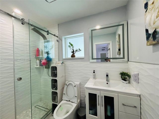 10830 SW 170th Ter, Miami, FL 33157