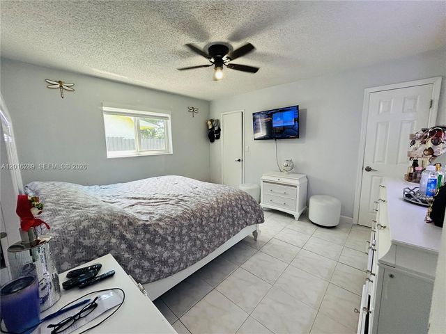 10830 SW 170th Ter, Miami, FL 33157