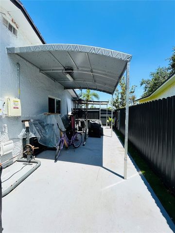 10830 SW 170th Ter, Miami, FL 33157