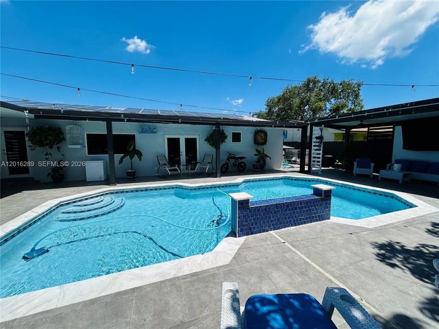 10830 SW 170th Ter, Miami, FL 33157