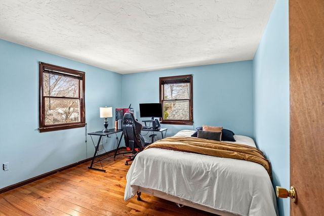 19 Rosewood Ave, Billerica, MA 01821