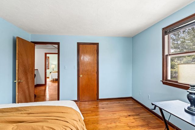 19 Rosewood Ave, Billerica, MA 01821