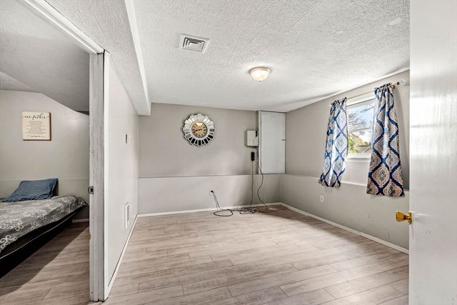 19 Rosewood Ave, Billerica, MA 01821