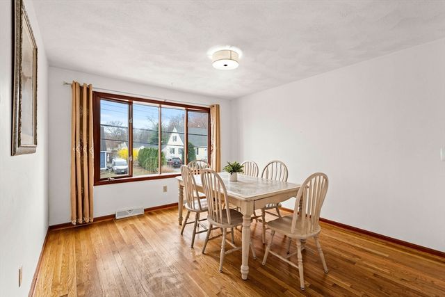 19 Rosewood Ave, Billerica, MA 01821