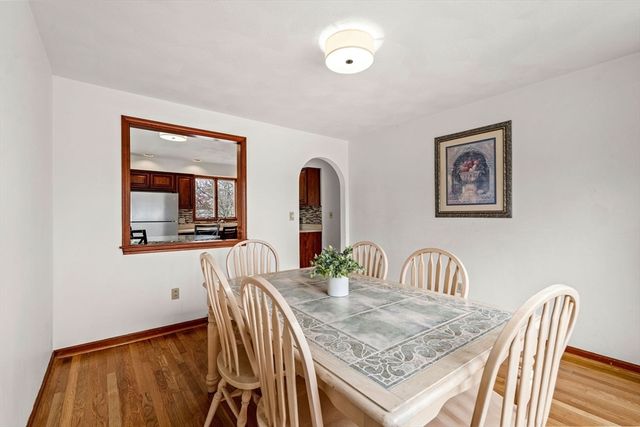 19 Rosewood Ave, Billerica, MA 01821