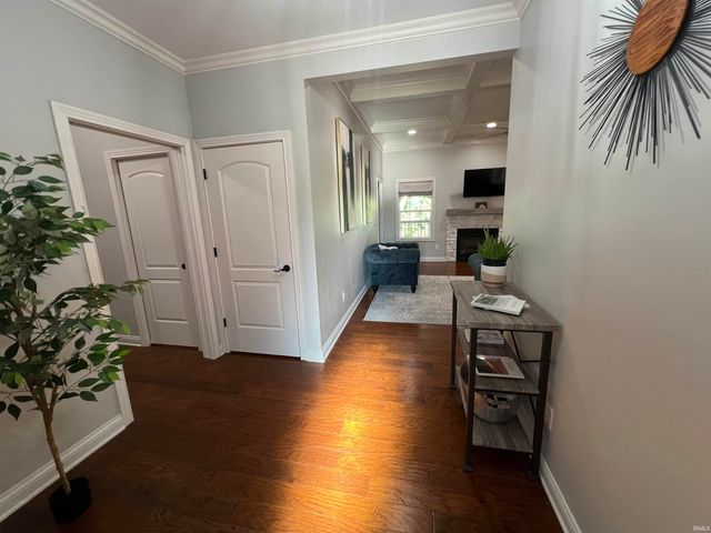 1207 Crones Hill, Lanesville, IN 47136