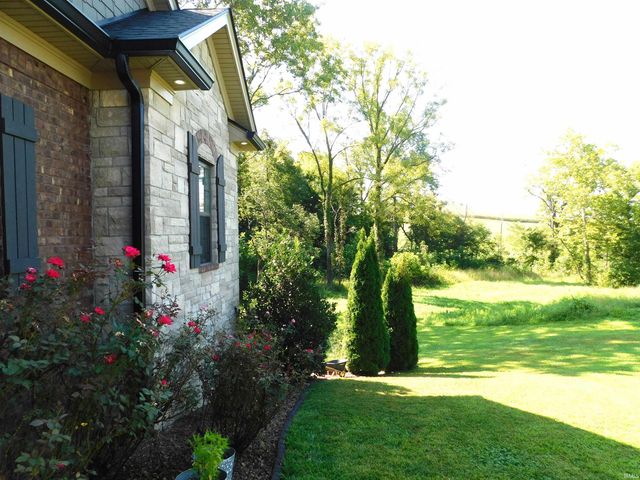 1207 Crones Hill, Lanesville, IN 47136