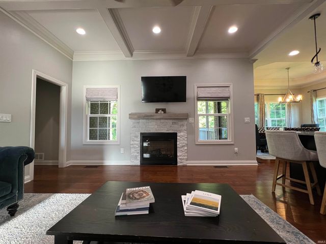 1207 Crones Hill, Lanesville, IN 47136