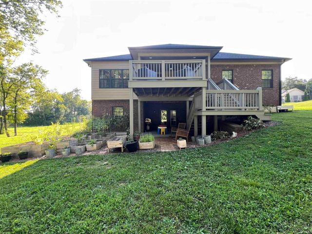 1207 Crones Hill, Lanesville, IN 47136