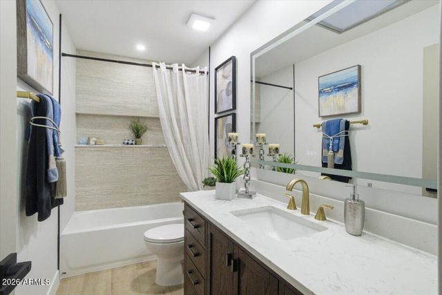 7805 E COOLIDGE Street, Scottsdale, AZ 85251