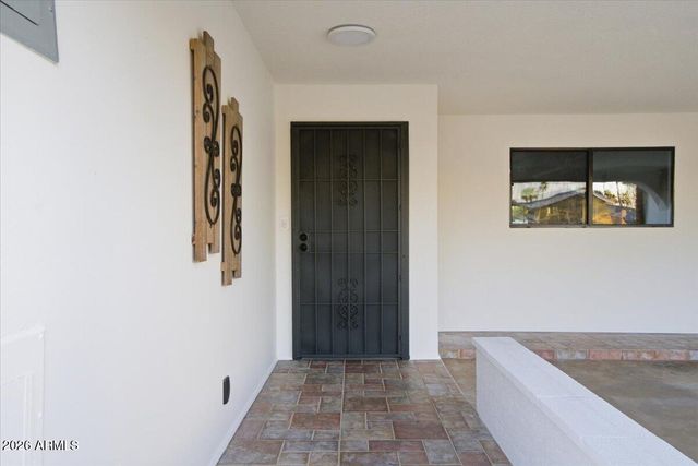 7805 E COOLIDGE Street, Scottsdale, AZ 85251