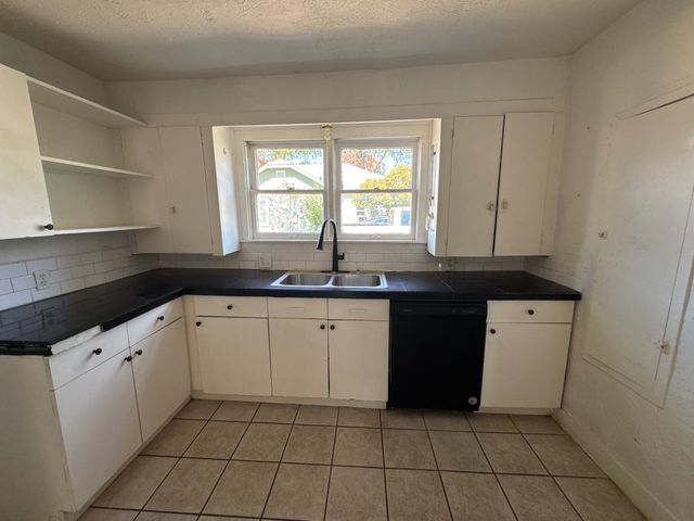 714 S Bryan Belt Line Road, Mesquite, TX 75149