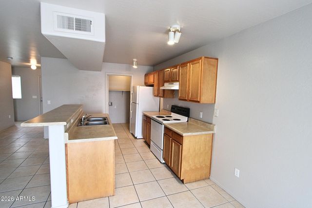 13211 S Kin Circle Unit A, Arizona City, AZ 85123