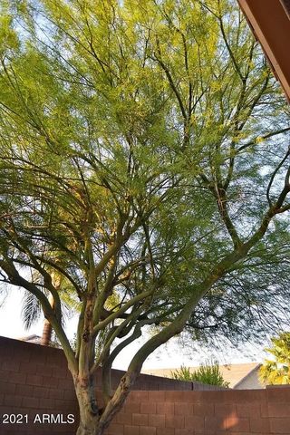 16950 W Nottingham Way, Surprise, AZ 85374