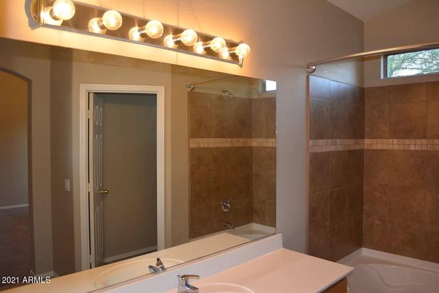 16950 W Nottingham Way, Surprise, AZ 85374