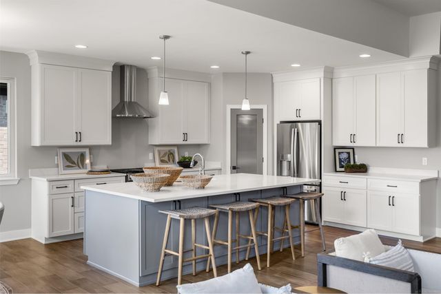 49033 Wingfield Drive, Macomb, MI 48044