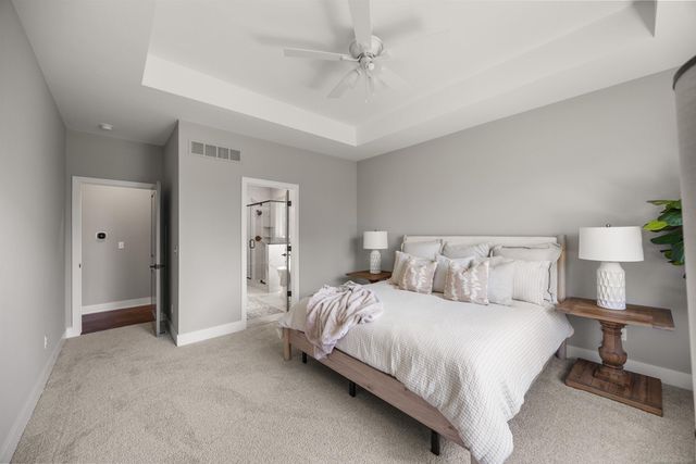 49033 Wingfield Drive, Macomb, MI 48044