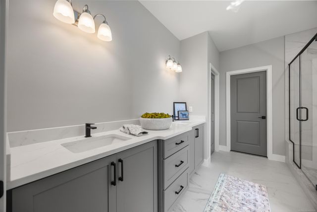 49033 Wingfield Drive, Macomb, MI 48044