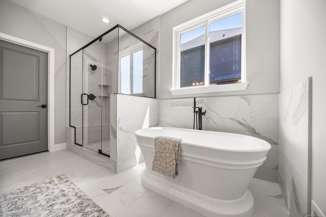 49033 Wingfield Drive, Macomb, MI 48044