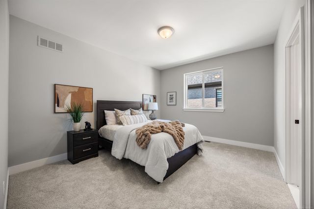 49033 Wingfield Drive, Macomb, MI 48044