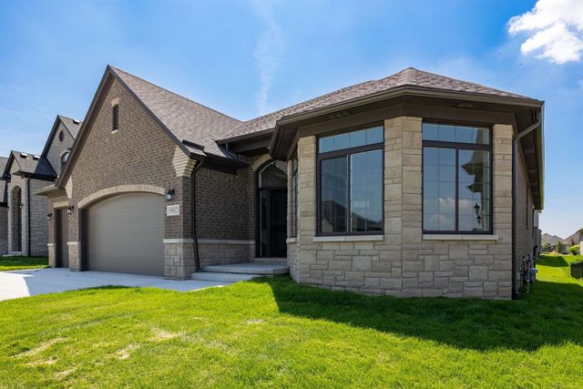 49033 Wingfield Drive, Macomb, MI 48044