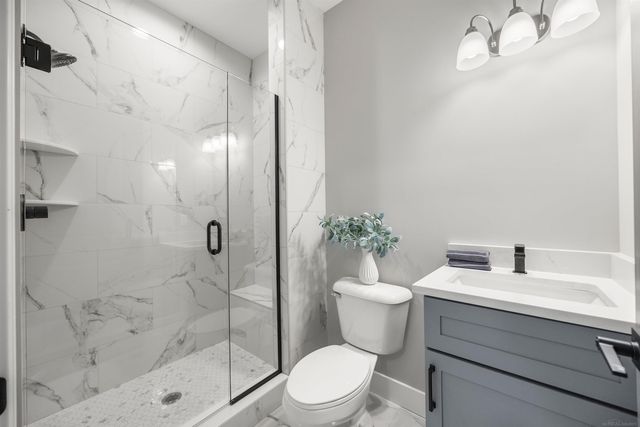 49033 Wingfield Drive, Macomb, MI 48044